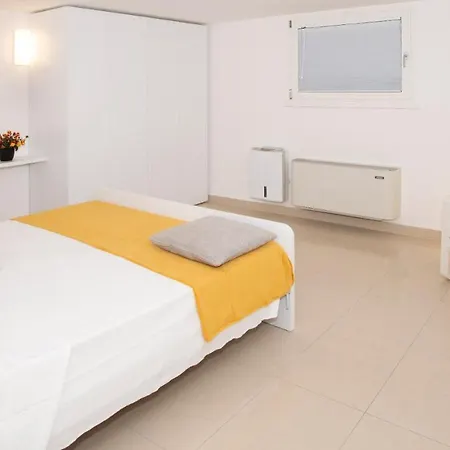 Riva Beachfront 别墅