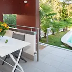 Riva Beachfront ヴィラ *