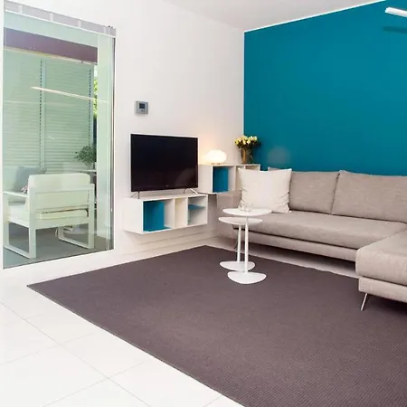 빌라 Riva Beachfront *