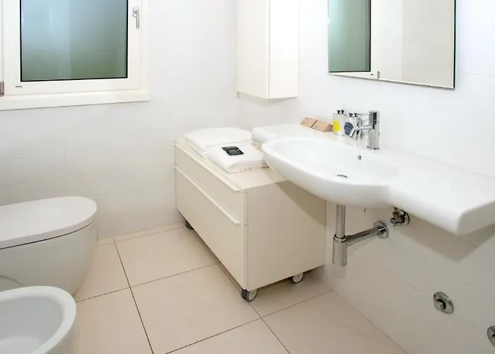 Willa Riva Beachfront