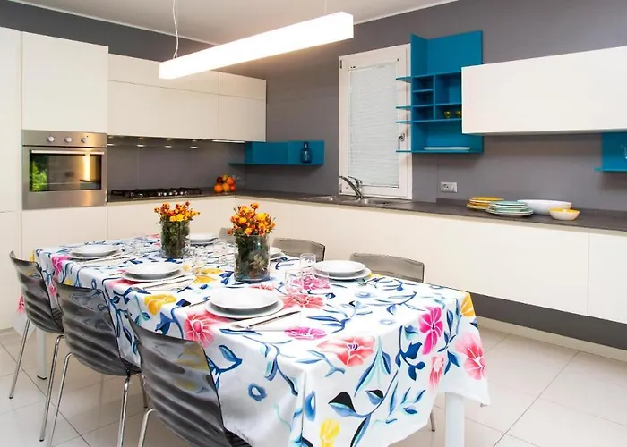 Riva Beachfront Willa *